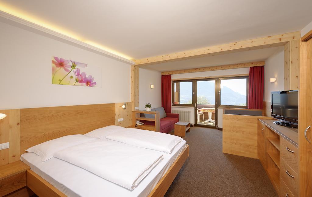 Hotel Appartement Inge Tirolo Room photo